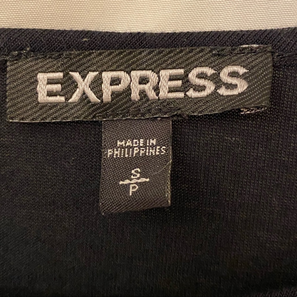 Express Top - Picture 4 of 5
